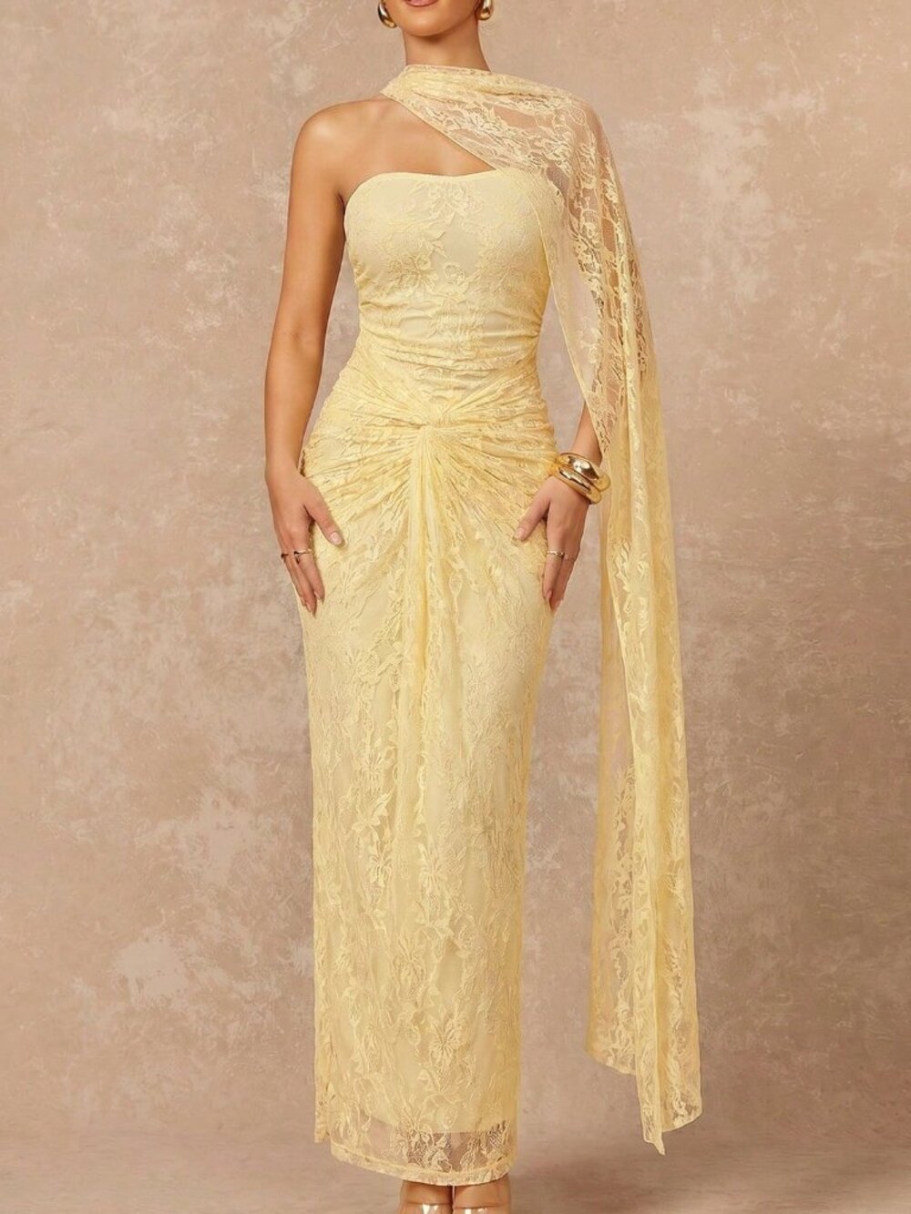 Pale Yellow Elegant Lace Women's Halterneck Ruched Bust Bodycon Formal Dress